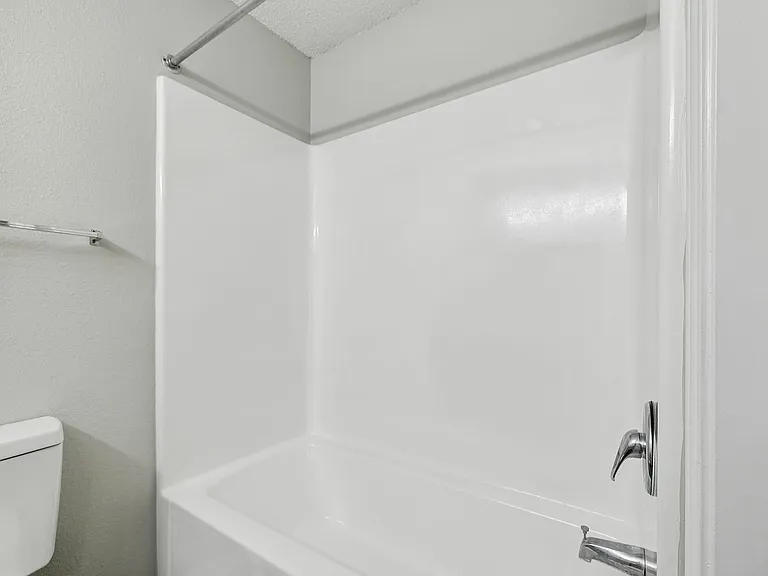 Meadows of Lebanon Apartments — Photo 55