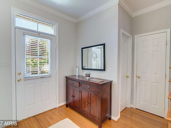 3rd image of 1009 Stanton Park Ct