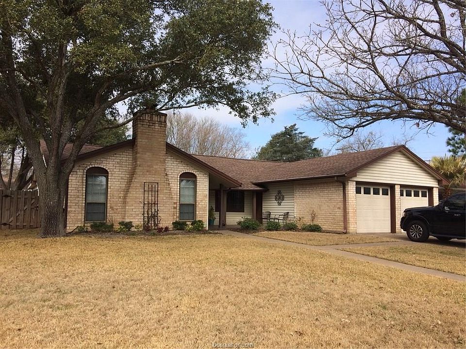 1st image of 3504 Oak Hill Dr