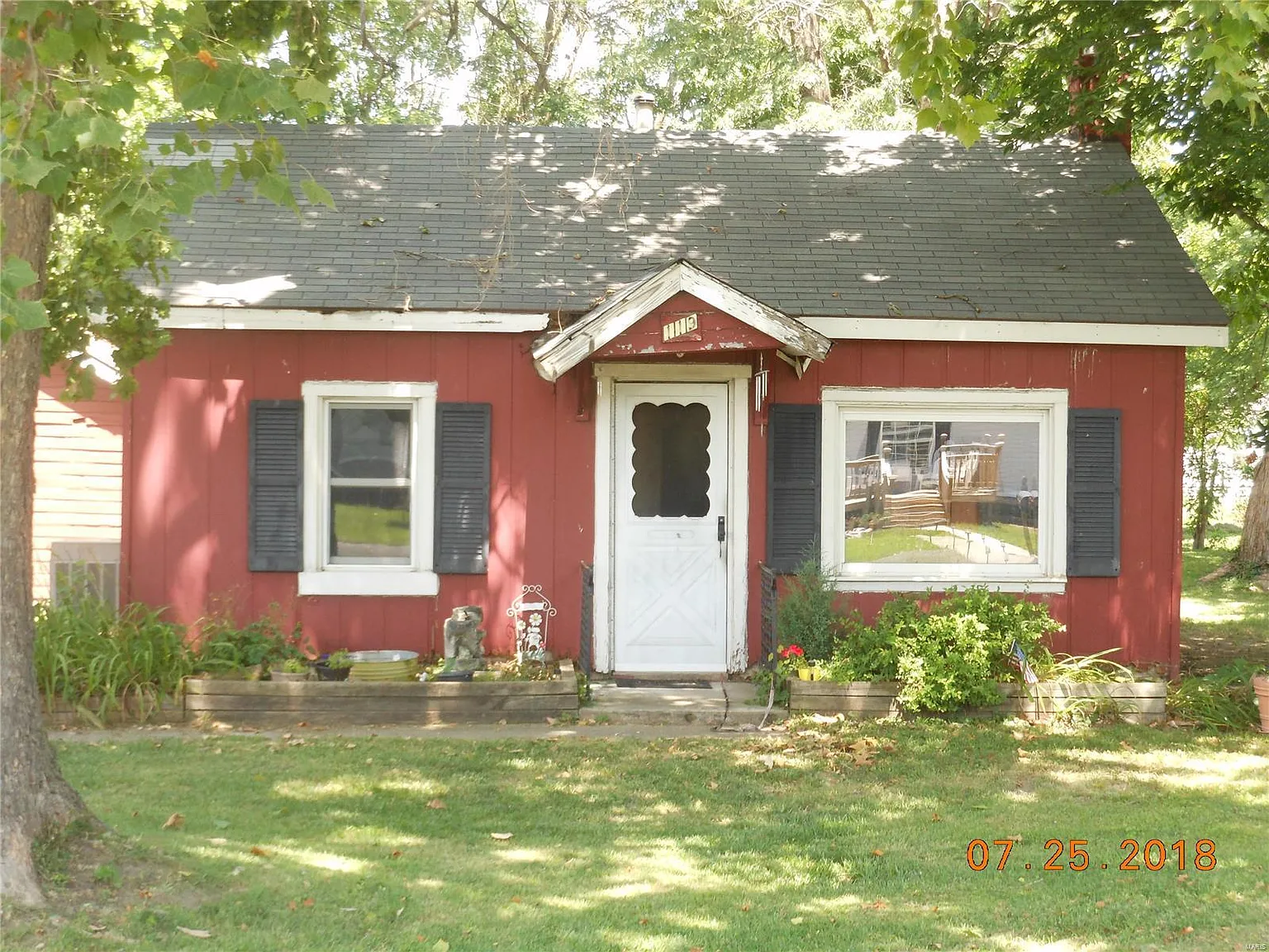 119 Clover St photo 1