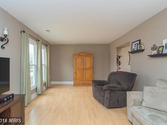 2nd image of 635 Cadbury Dr