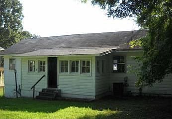 2nd image of 4209 N Cypress St