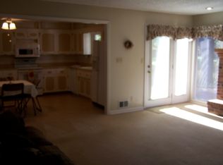 8930 Booth Ave, Kansas City, MO 64138
