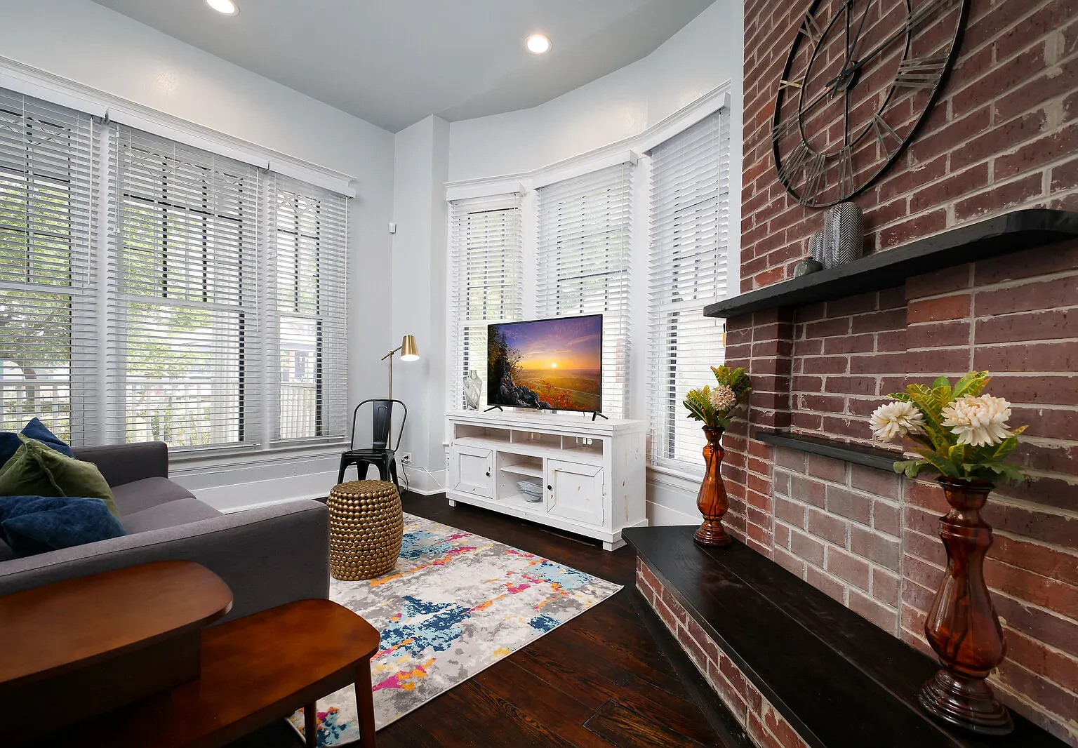 2 bed, $2,500 — Photo 1