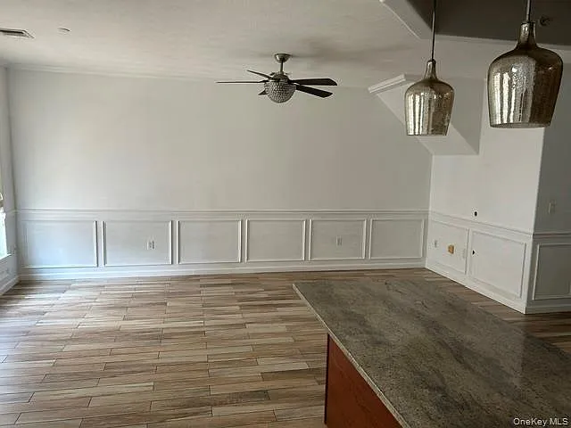 3 bed, 2.5 bath, $3,800 — Photo 3