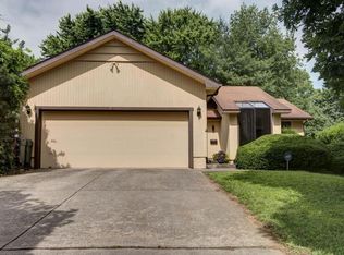 3255 S Valley View Ave, Springfield, MO 65804