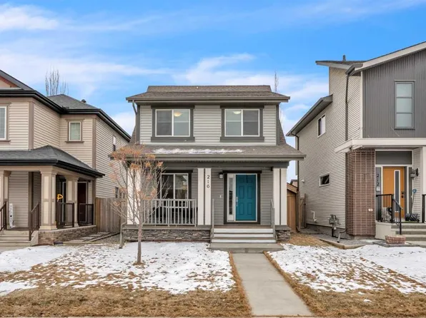 216 Copperpond Prado SE, Calgary, AB T2Z 5B2