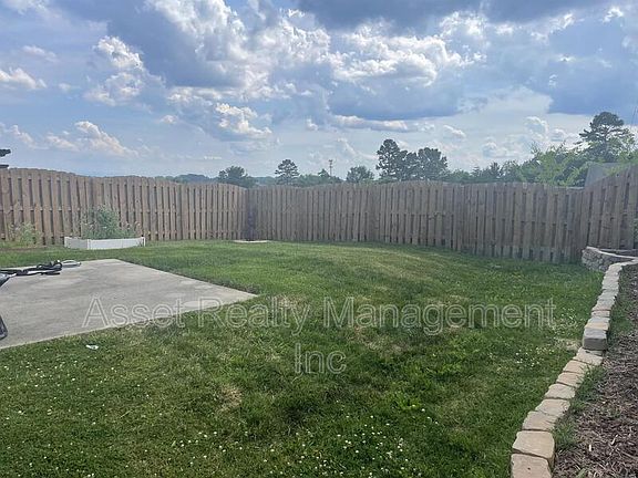 2nd image of 1427 Remington Grove Ln