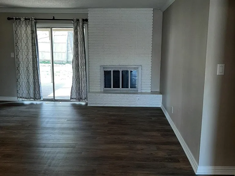 1609 S 110th East Pl — Photo 3