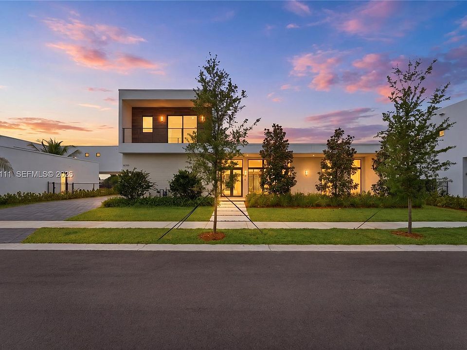1st image of 16700 Botaniko Dr N