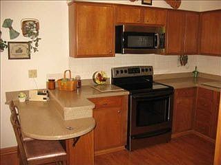 5th image of 926 Janet Dr