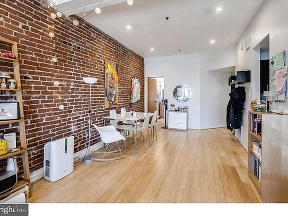 5th image of 136 N 2nd St #38-5C