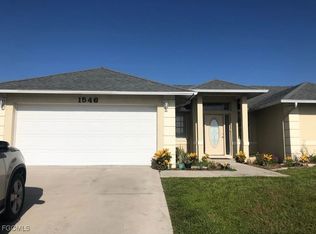 1546 NE 8th Pl, Cape Coral, FL 33909