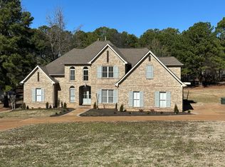 55 Hickory Nut Rd, Piperton, TN 38017