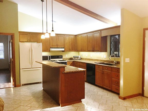 3rd image of 7780 SE 80th Ave