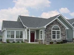 192 Abbey Dr, Springboro, OH 45066