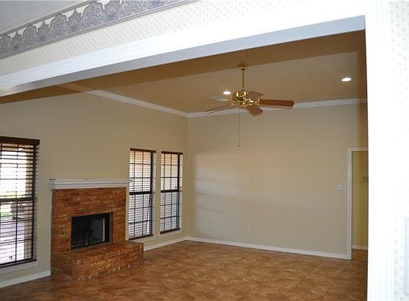 3rd image of 217 Santa Fe Trl