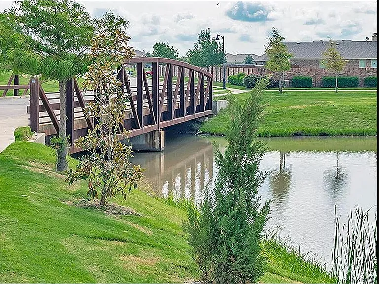 Beautiful picturesque community