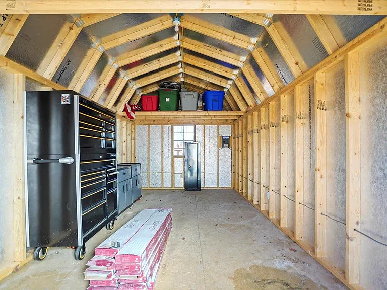 3636 Tower Dr — Photo 8