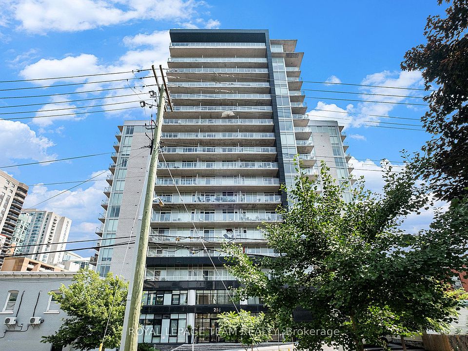 1st image of 255 Bay St #714