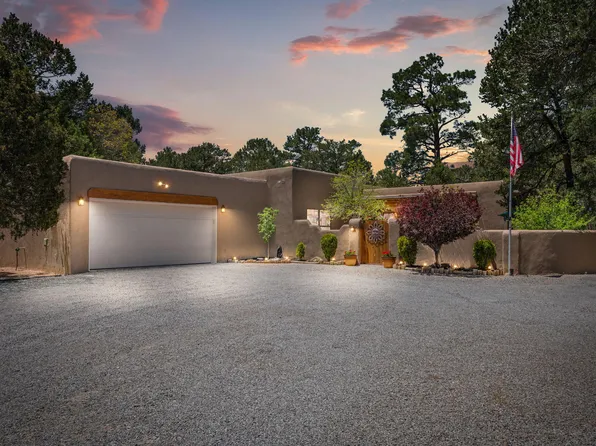 52 Bobolink Ln, Tijeras, NM 87059