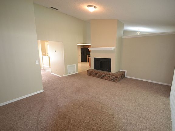 3rd image of 3544 Coram Ln