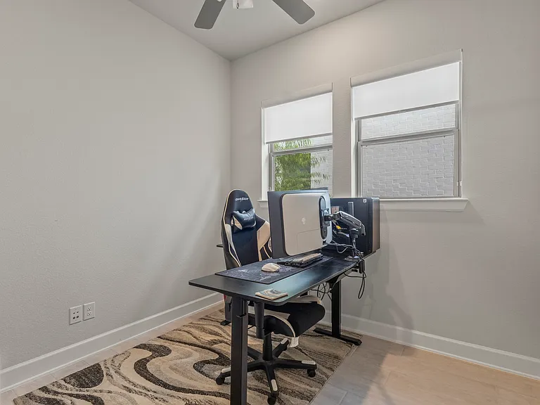 5608 Stewarts Creek Ct — Photo 23