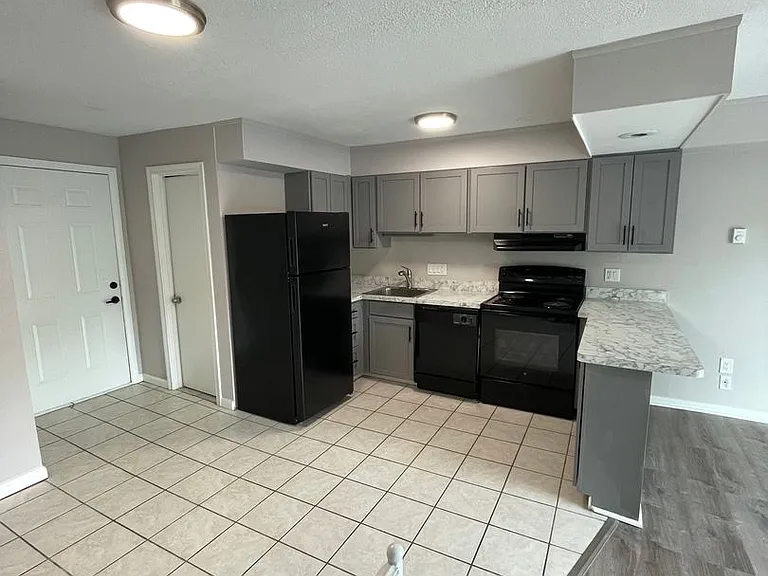 Villa Square LLC — Photo 61