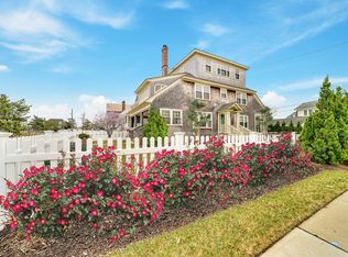 907 Ocean Ave, Mantoloking, NJ 08738