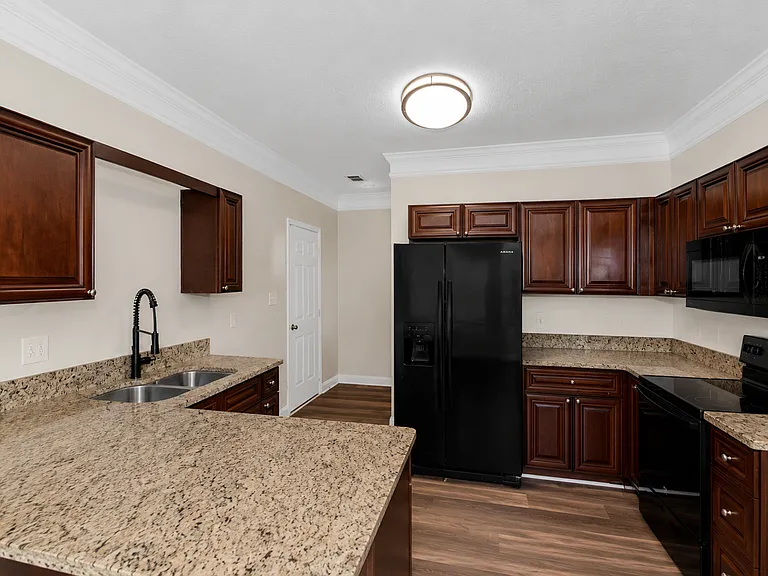 105 Bradford Pl — Photo 12