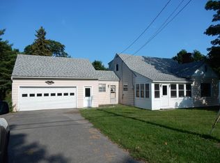738 Main St, Derby Line, VT 05830
