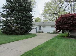 1852 Nocturne Ave NE, Warren, OH 44483