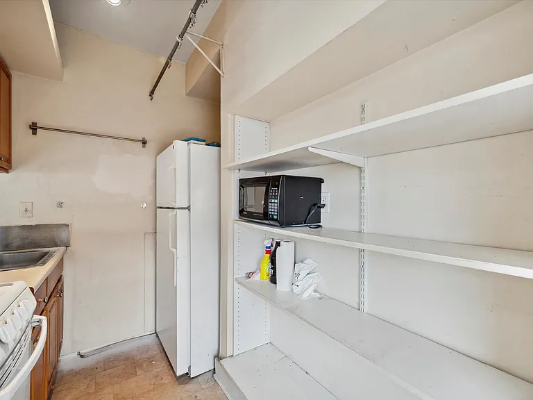 1502 N 17th St #4 — Photo 13