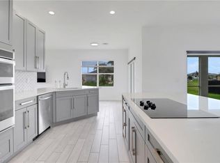 1022 Nelson Rd N, Cape Coral, FL 33993