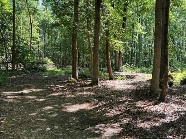 0 Harris Rd, Kilmarnock, VA 22482