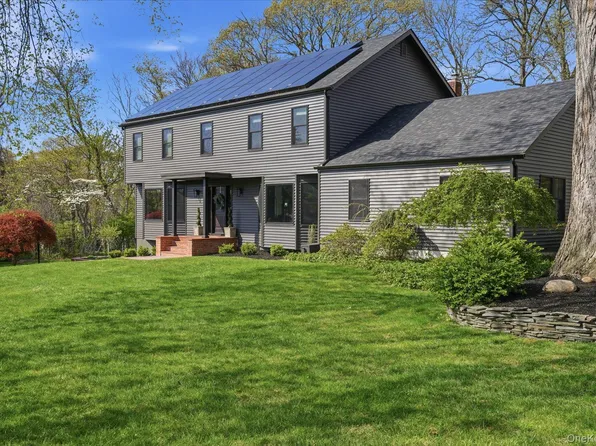 21 Audubon Gate, Miller Place, NY 11764