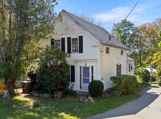 270 Elm St, Amesbury, MA 01913