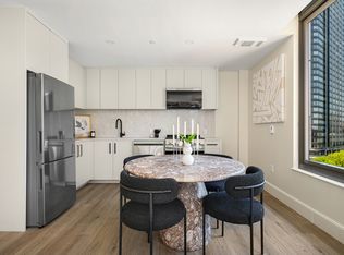65 Dupont St #208, Brooklyn, NY 11222