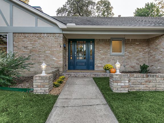 3rd image of 3509 S Glenbrook Dr