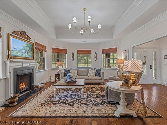 5th image of 34797 Ridge Rd