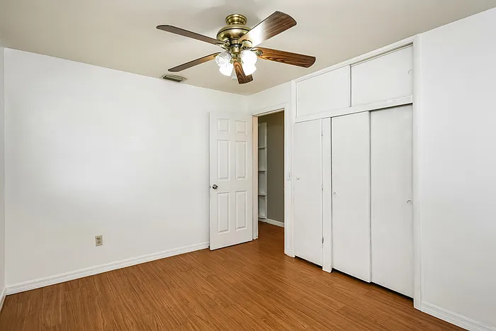 415 California Ave — Photo 10