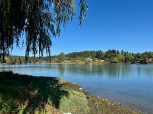 6382 NE Eagle Harbor Dr, Bainbridge Island, WA 98110