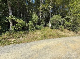 Bulling Creek Rd, Hendersonville, NC 28739