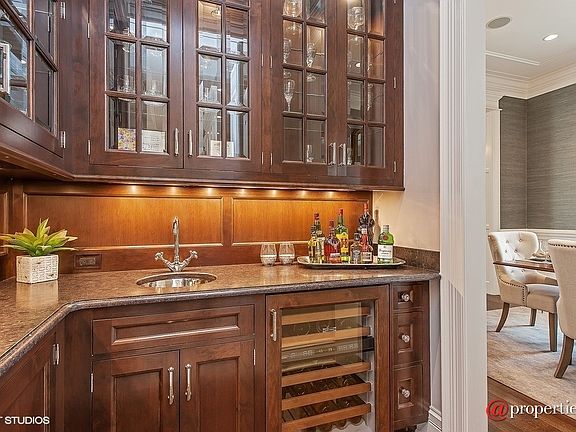 Butler's pantry