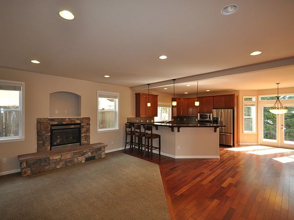 2nd image of 8019 NE 145th Pl