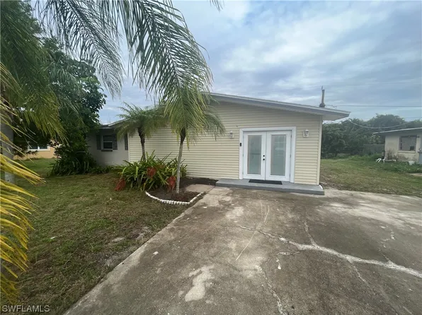 2338 Andros Ave, Fort Myers, FL 33905