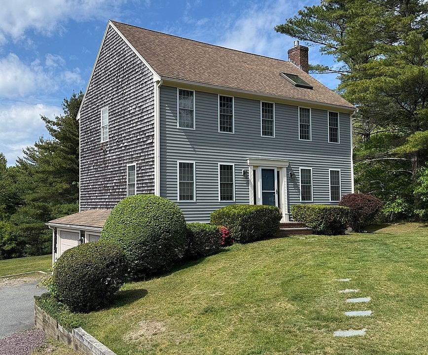 1st image of 29 Wyndham Hill Dr