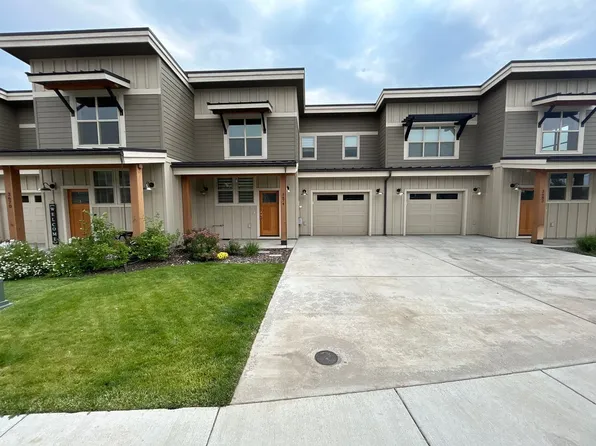 3674 SW Badger Ave, Redmond, OR 97756