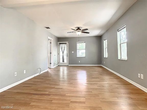 4th image of 1704 W Lowry Ave #B