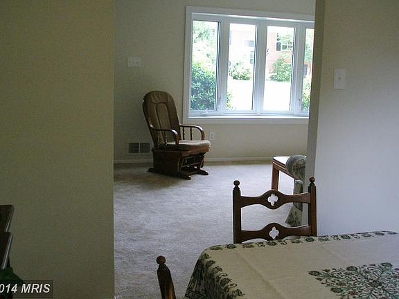 5th image of 4210 Newport Dr